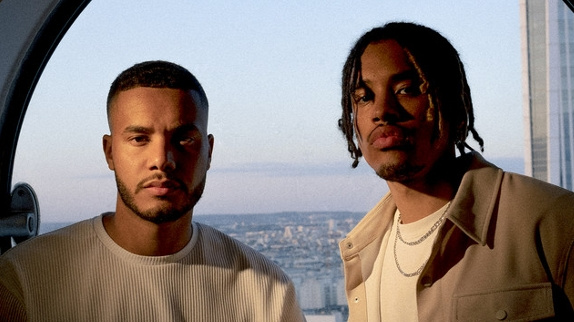Le duo 313 confirme avec le clip "Ailleurs"