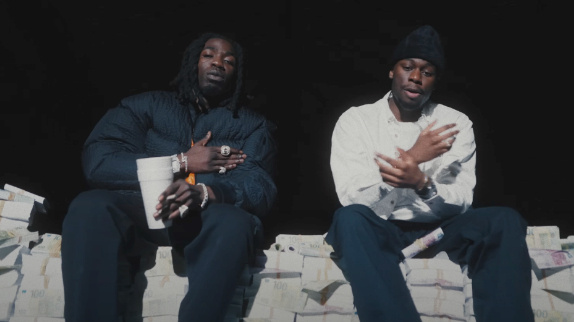Gazo et Tiakola dans le double clip "300K"