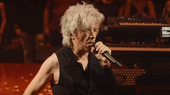 Indochine : le clip "La belle et la bête"