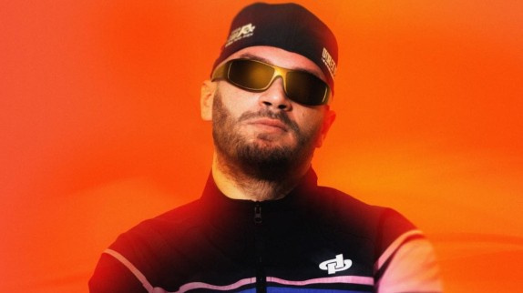 Jul change de style, les fans crient au scandale