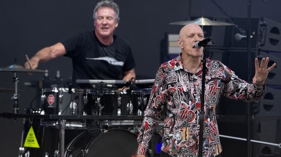 Midnight Oil pleure la perte d'un membre crucial
