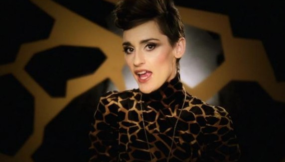 Yelle : son nouveau clip "Safari Disco Club"