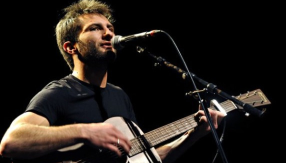 Guillaume Grand invite ses fans sur scène