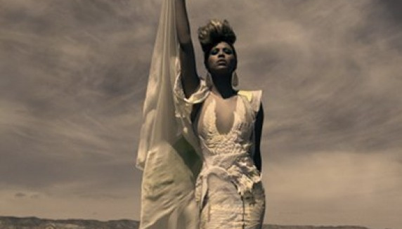 Tops UK : Beyonce impose "4" en tête