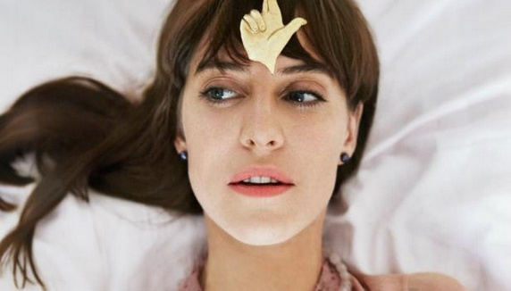 Feist remixe "Bittersweet Melodies"