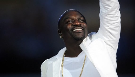 Akon : son nouveau titre "Tha Na Na" en écoute
