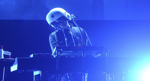 Cascadeur : écoutez le single "Ghost Surfer"