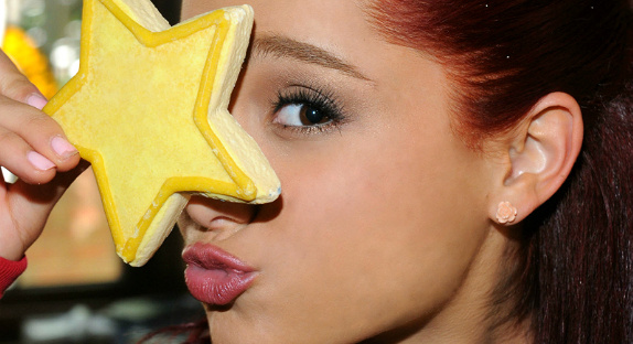 Ariana Grande reprend "Last Christmas"