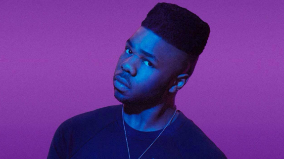 "In Your Clouds" : MNEK prend son envol