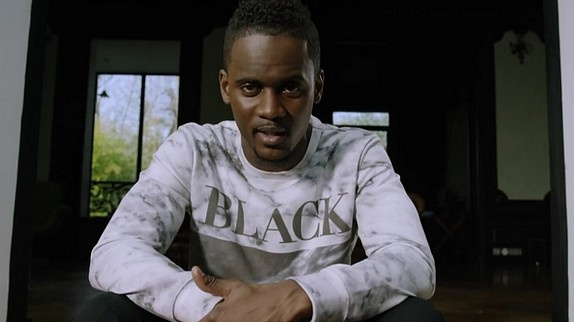 Black M : ses peines de coeur dans son clip