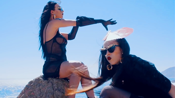Allie X : sa virée folle pour "All The Rage"