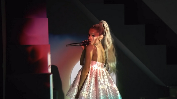 Ariana Grande : son nouvel album pour juillet !