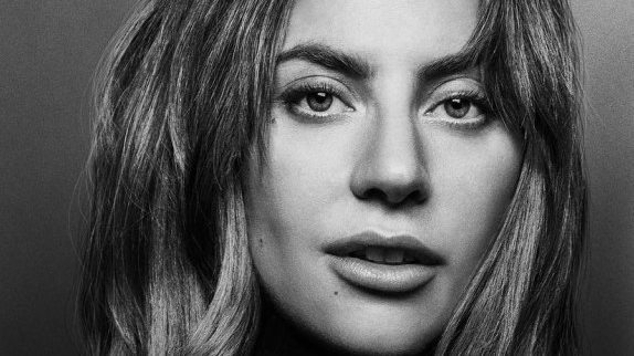 Lady Gaga : 300.000 ventes pour "A Star Is Born"