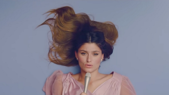Léon revient avec "Baby Don't Talk"