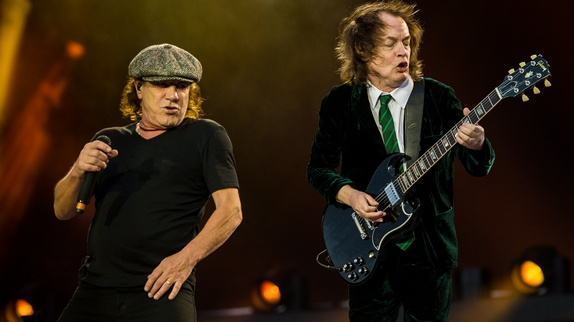 AC/DC annonce son retour sur scène
