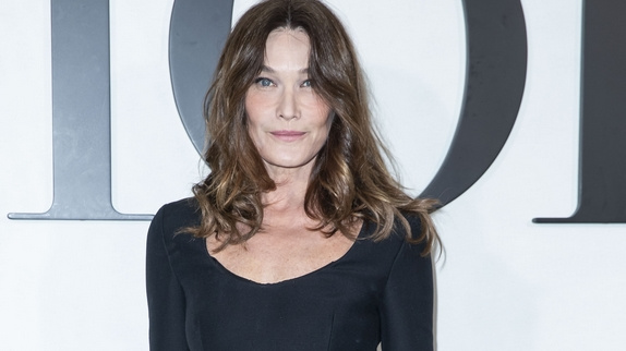 Carla Bruni : Gustine (The Voice) sur son album