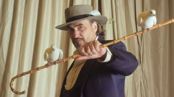 Stephan Eicher fait son cirque dans son clip