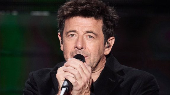 Patrick Bruel chante l'amour sur "J'l'ai pas fait"
