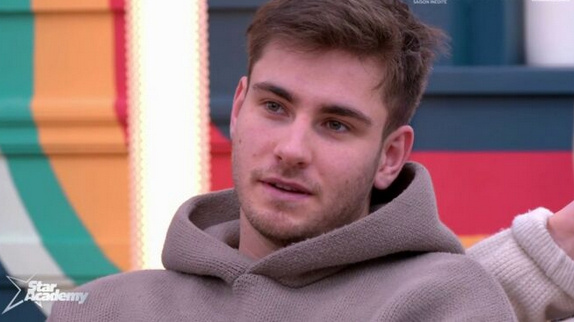 Star Academy : un extrait du titre de Julien