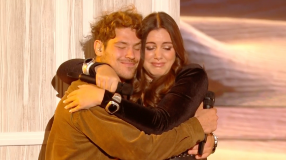 "Star Academy" : le petit ami de Maureen fait irruption sur scène !