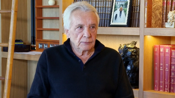 Michel Sardou arrête la scène : il s'explique