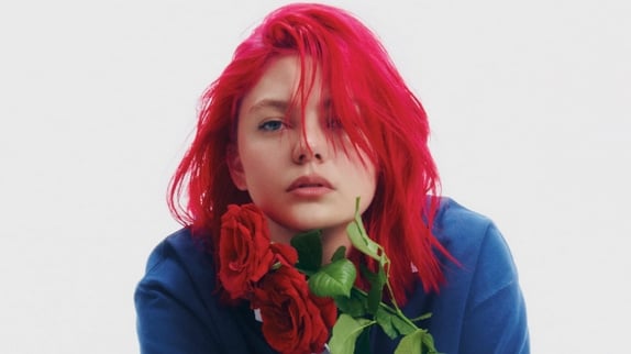 Louane : son nouveau single déchirant