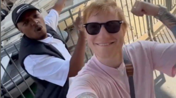 "Merci mon frère" : Ed Sheeran et Soprano inséparables à Marseille