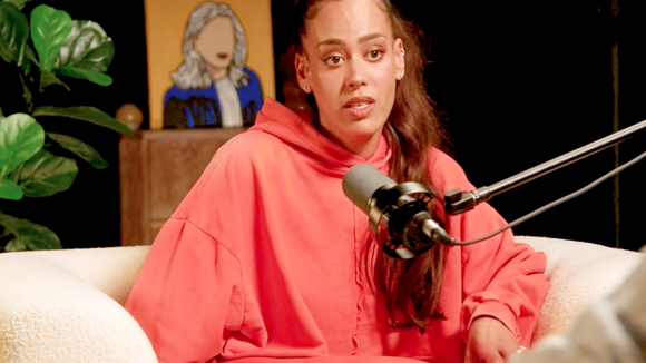 Amel Bent défend les artistes issus des télé-crochets