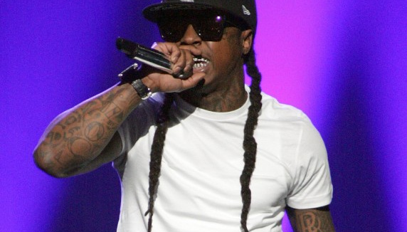 Lil Wayne s'est filmé en coulisses...