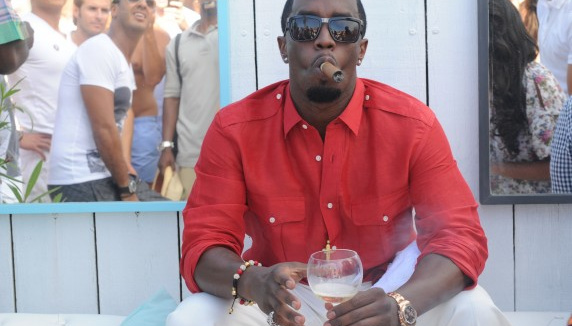 Diddy : un livre consacré... aux fesses féminines !