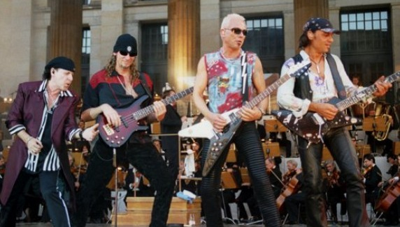 Amandine Bourgeois en duo... avec Scorpions !
