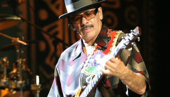 Santana dévoile tout de son album "Shape Shifter"