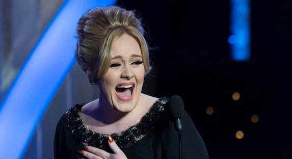 Adele a gagné 48.000€ par jour l'an dernier
