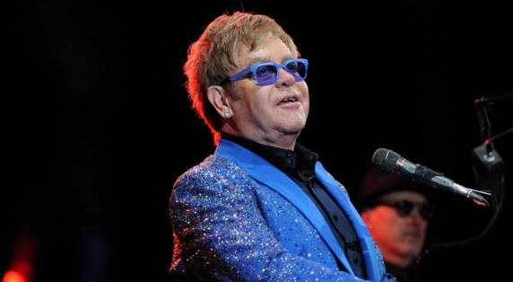 Elton John recevra le premier Brit Icon Award