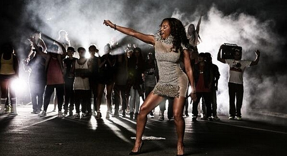 Mel B de retour avec "For Once In My Life" !