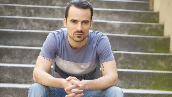 D. Sargue : "Je me fais draguer par des gays"