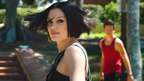 Jessie J à la fac pour "Pitch Perfect 2"