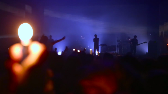 Fauve sur les routes pour "Azulejos" : le clip