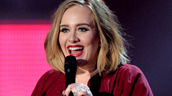 Adele : un mariage gay en plein concert