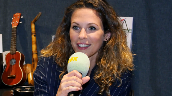 Lorie : un album moins "positive attitude"