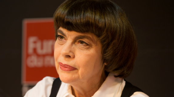 Mireille Mathieu critique la jeune génération