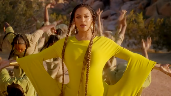 Beyoncé dévoile son clip pour "Le Roi Lion"