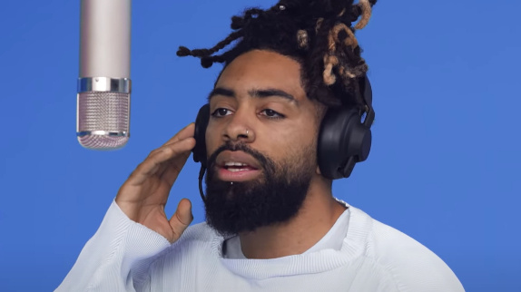 Fary dénonce le racisme dans "Faciès"