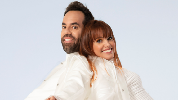 21 Juin Le Duo tente sa chanson à l'Eurovision