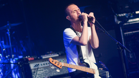 Calogero remonte sur scène : les images !