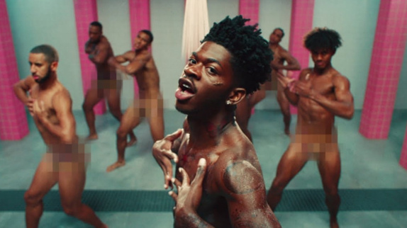 Accusé de "propagande gay", Lil Nas X réplique