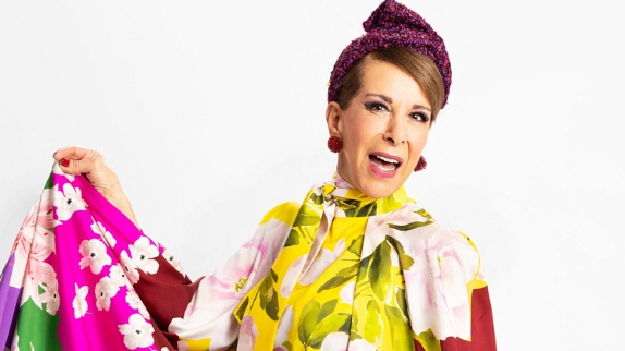Eurovision France : Hélène in Paris détonne