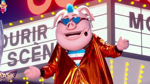 Mask Singer : qui est le Cochon ?