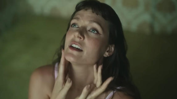 Tove Lo se libère dans "Grapefruit"