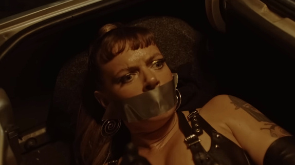 Tove Lo est "Bordeline" avec Dua Lipa